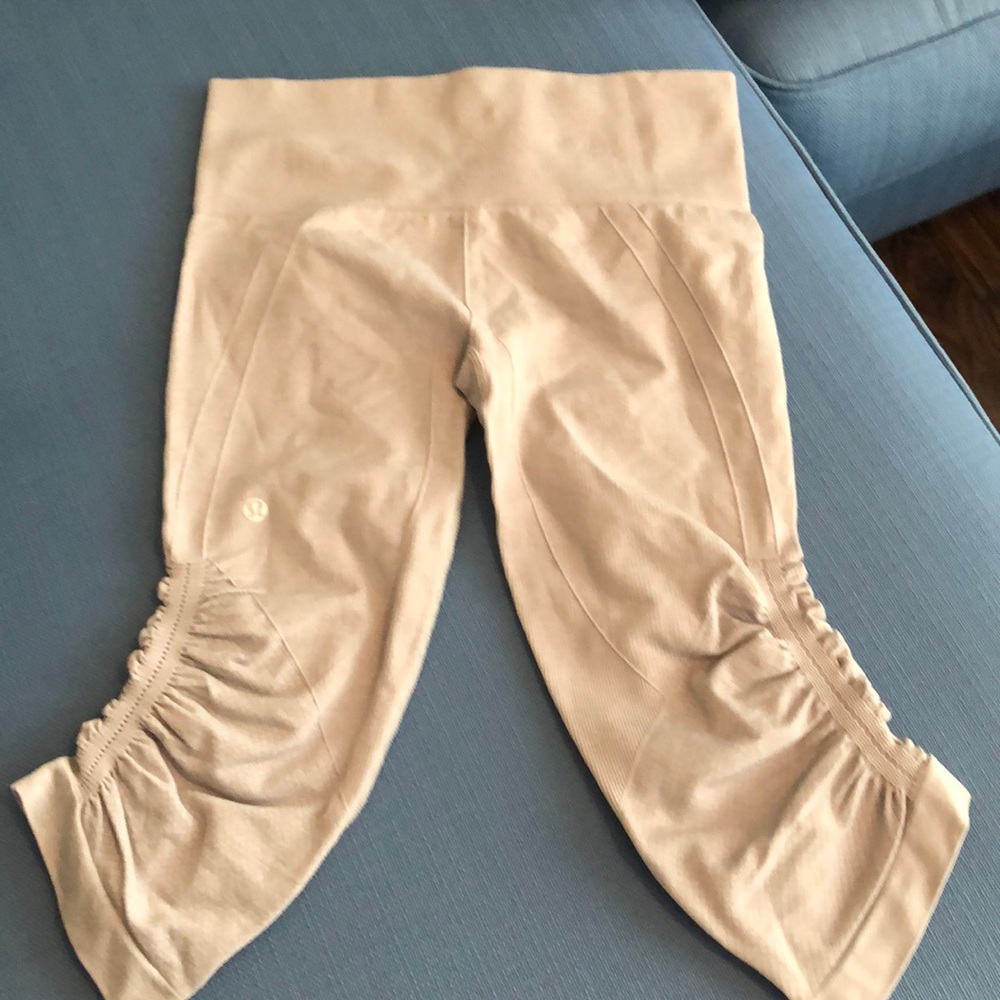NWOT Active Street Crop Lululemon Leggings